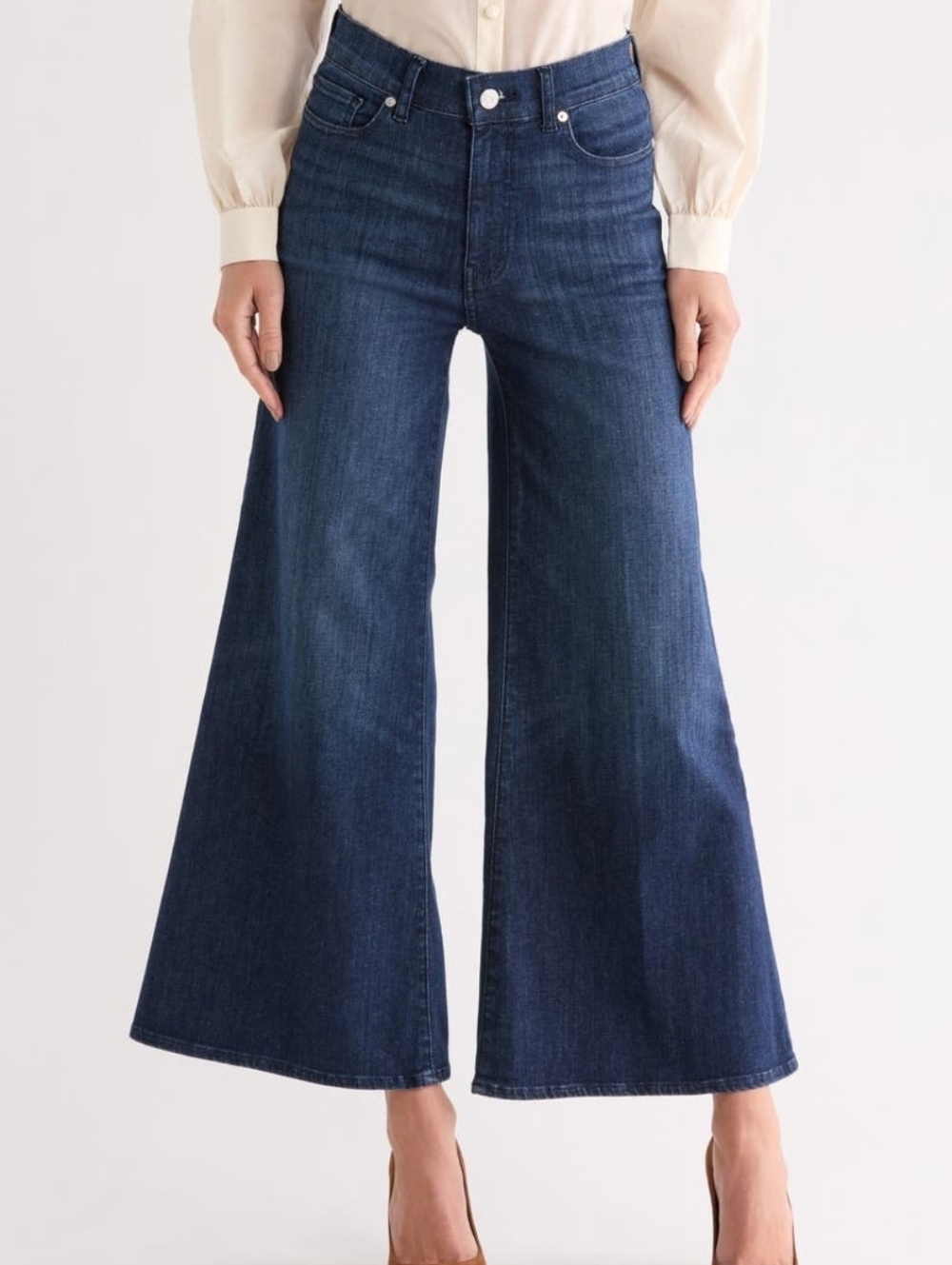 New Frame Le Palazzo Crop